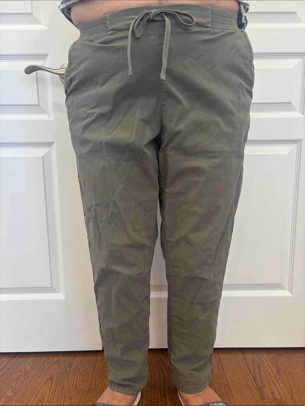 Men's Olive Drawstring Casual Pants